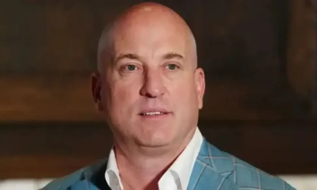 Age, Personal Life & Wife