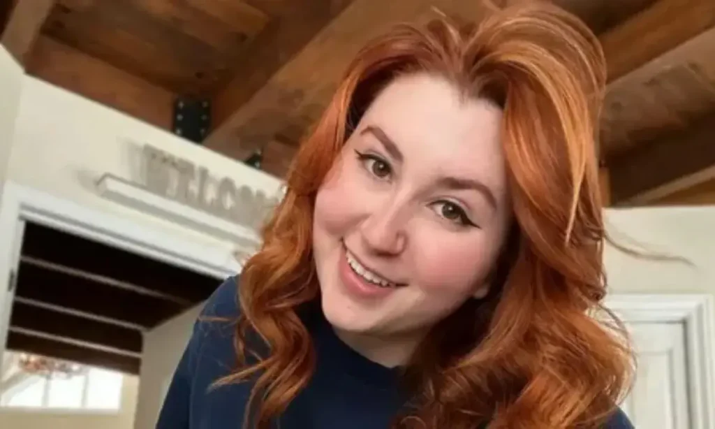 who is isla moon background and public persona