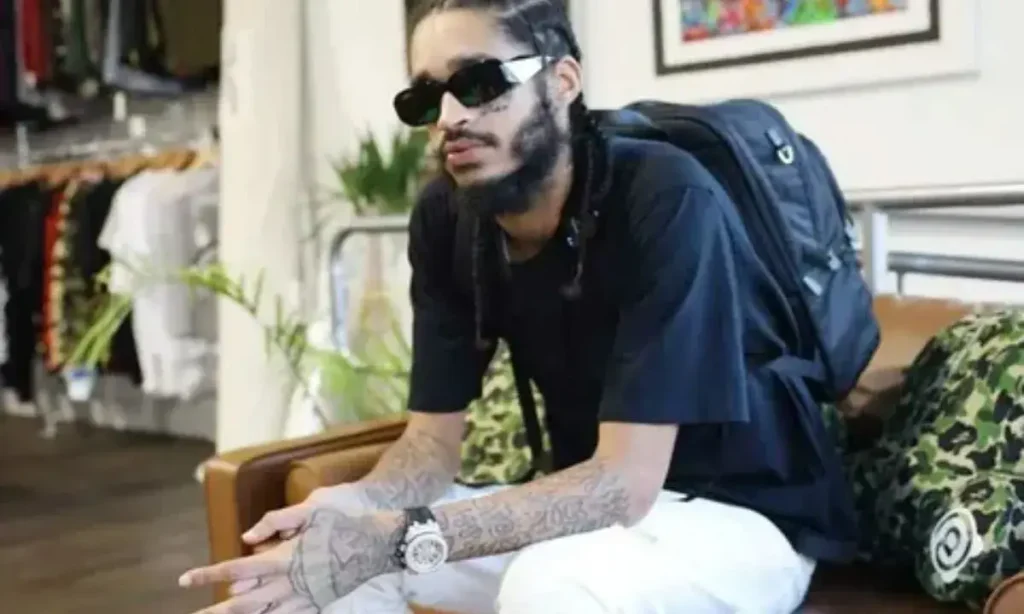 Why Some Sources Report Different Ages for OT7 Quanny